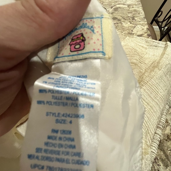 GIRLS DRESSY DRESS SIZE 4 - Picture 3 of 7